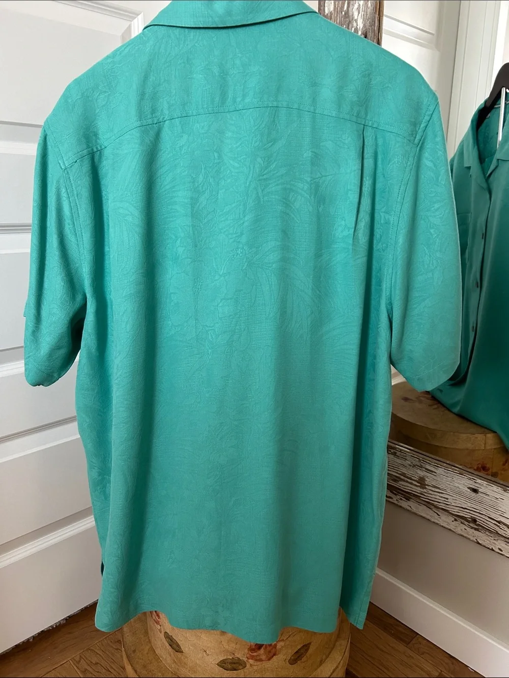 Men’s Tommy Bahama Shirt